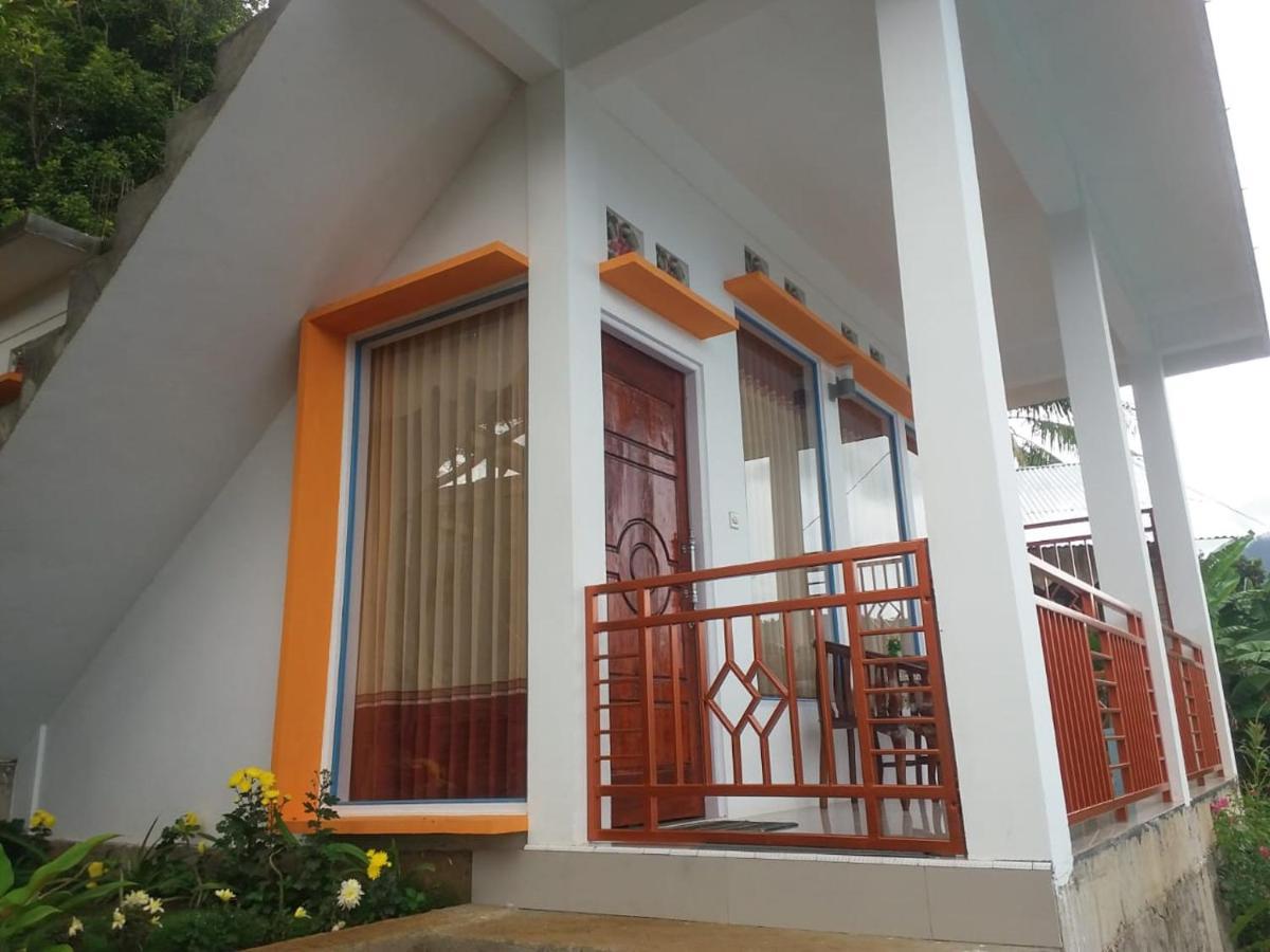 Bintang Bungalow Tour & Travel 克里穆图 外观 照片