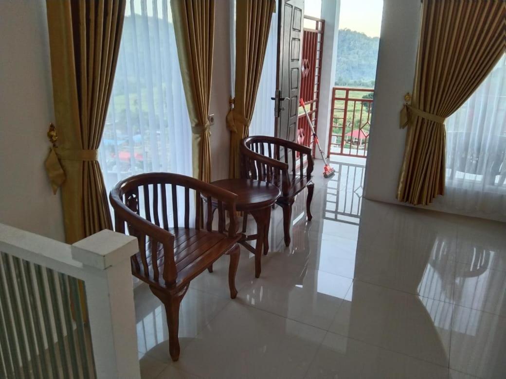 Bintang Bungalow Tour & Travel 克里穆图 外观 照片