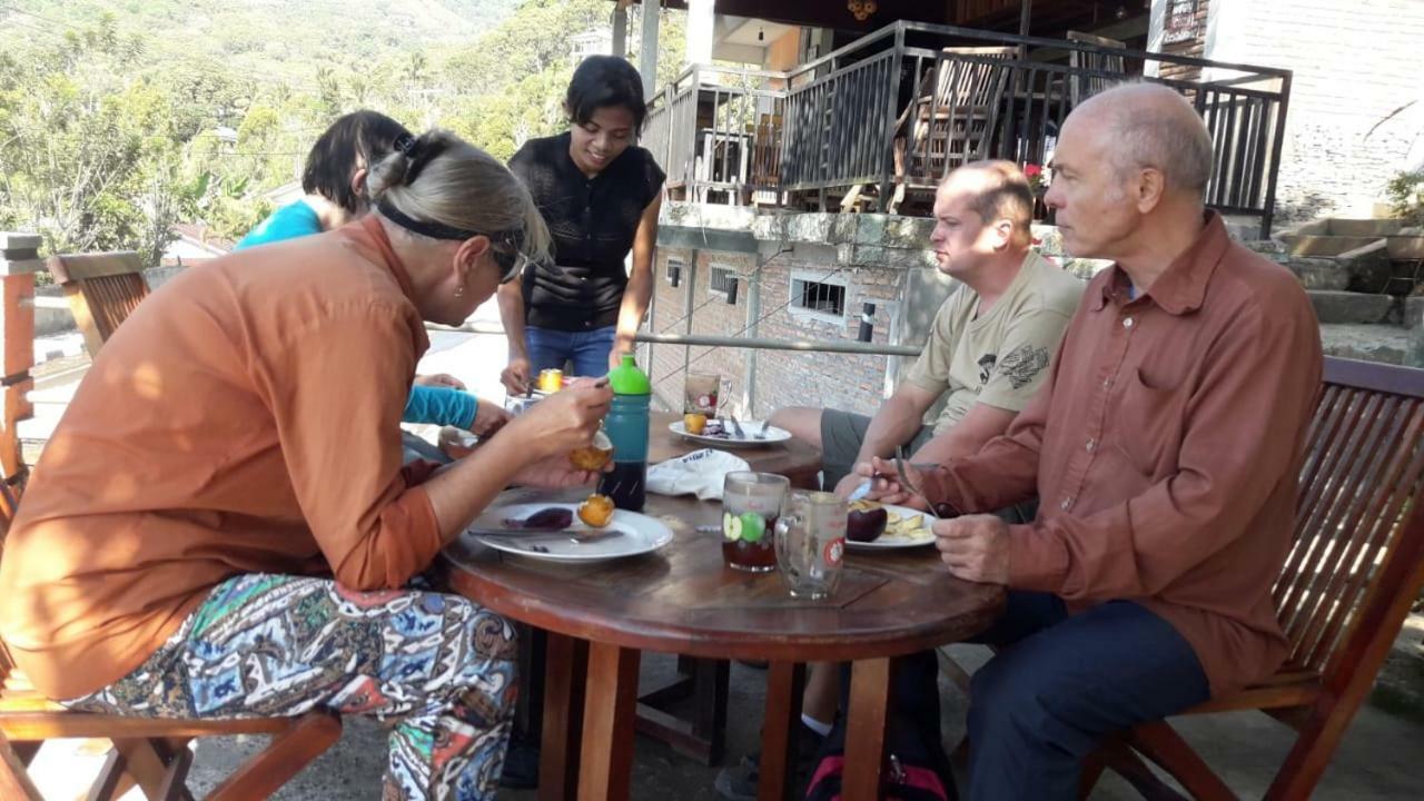 Bintang Bungalow Tour & Travel 克里穆图 外观 照片