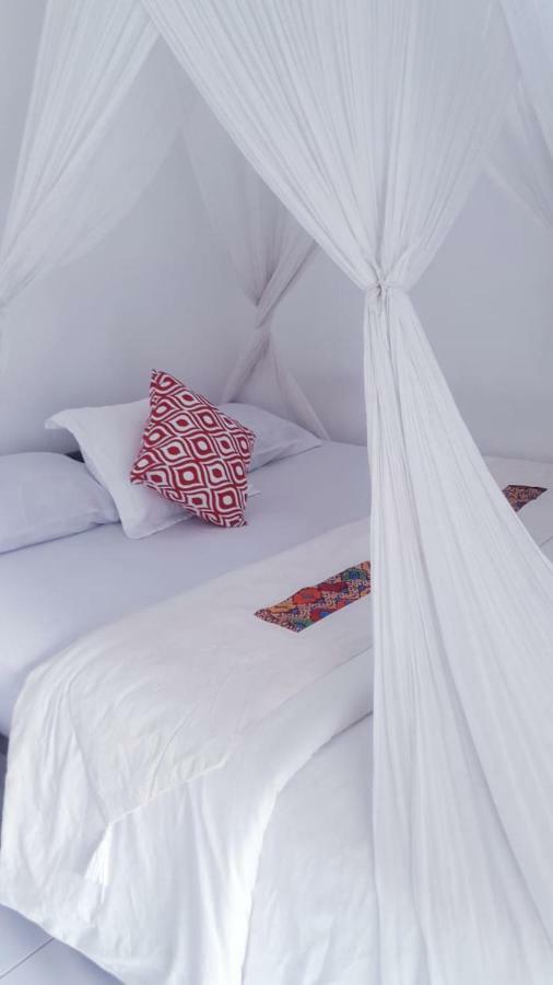 Bintang Bungalow Tour & Travel 克里穆图 外观 照片