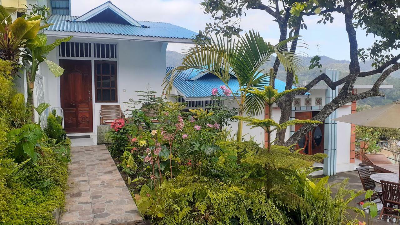 Bintang Bungalow Tour & Travel 克里穆图 外观 照片