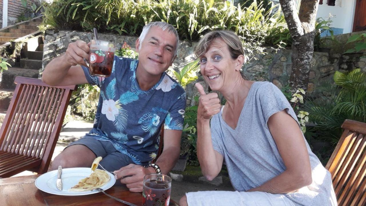 Bintang Bungalow Tour & Travel 克里穆图 外观 照片