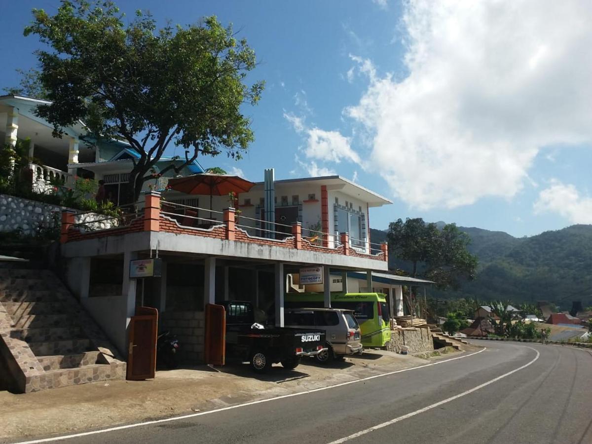Bintang Bungalow Tour & Travel 克里穆图 外观 照片