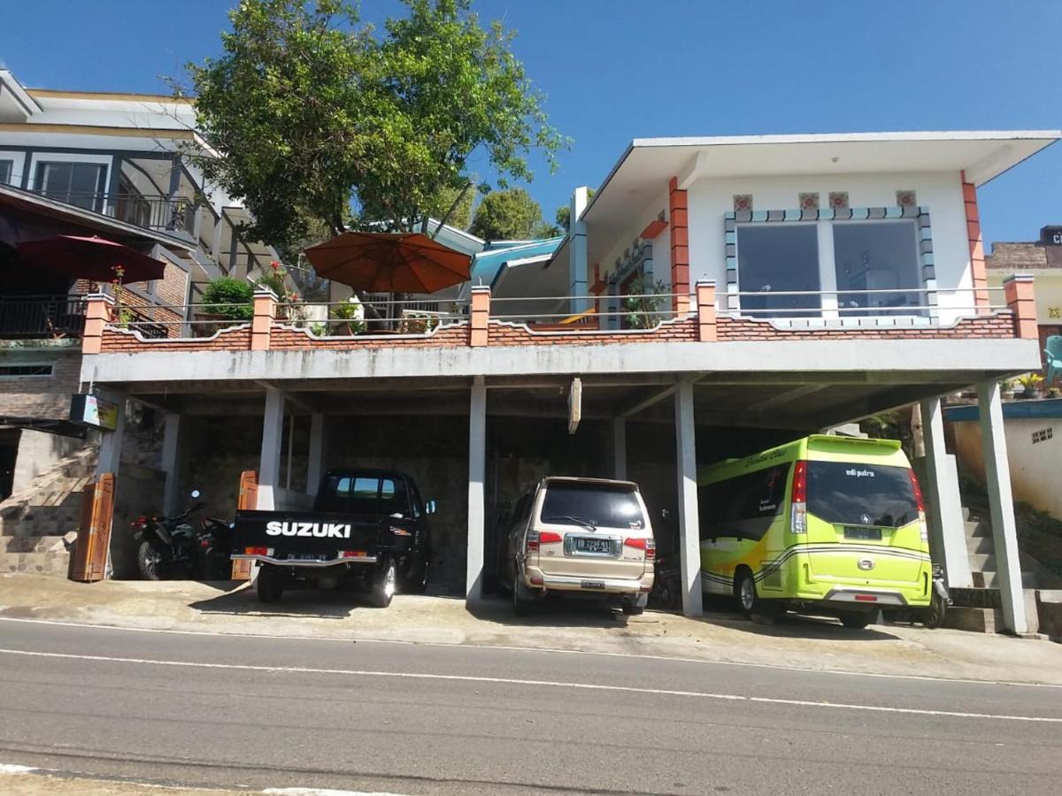Bintang Bungalow Tour & Travel 克里穆图 外观 照片